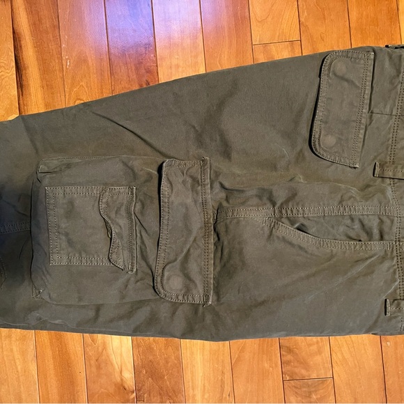 Lands’ End Canvas Cargo Pants 6 - Picture 7 of 10